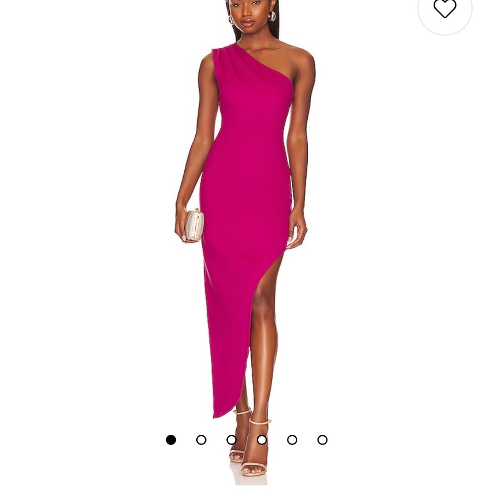 Worn once, in great condition. Tags still on. Ellie dress